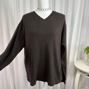 Croft & Barrow Men's V-Neck Dark Brown Sweater